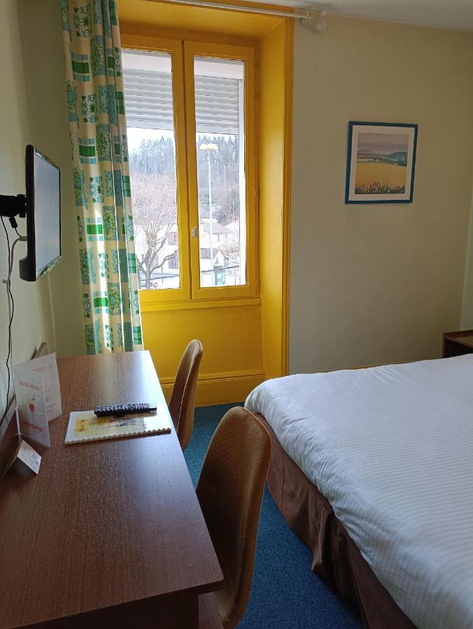 Hotel De France 拉图迪潘 外观 照片
